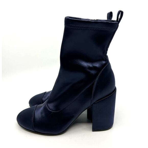 Marc Fisher ICELA Blue Satin Ankle Booties Women's 6 US - Picture 2 of 9